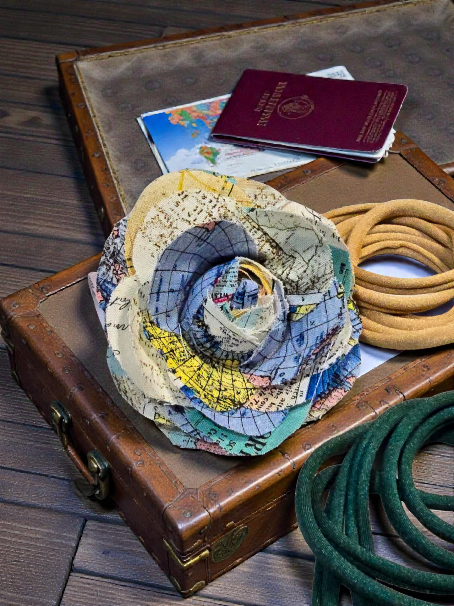 Amo Viajar Choker Necklace