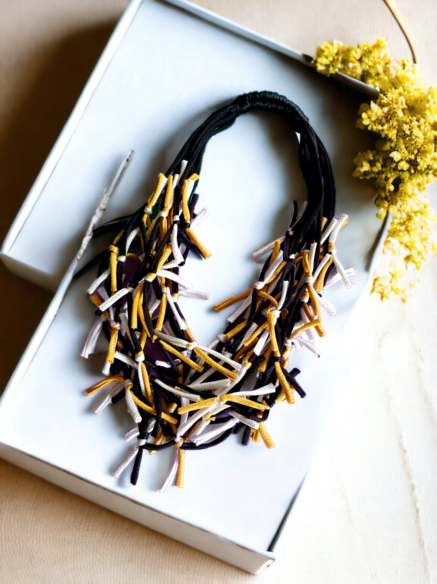 Silver and gold Knots Necklace