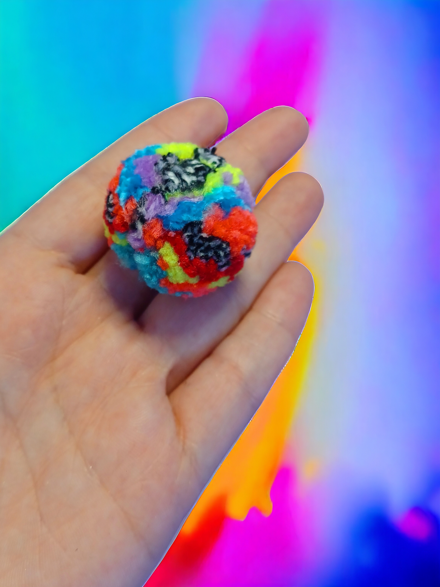 Hippie Pompom Ring