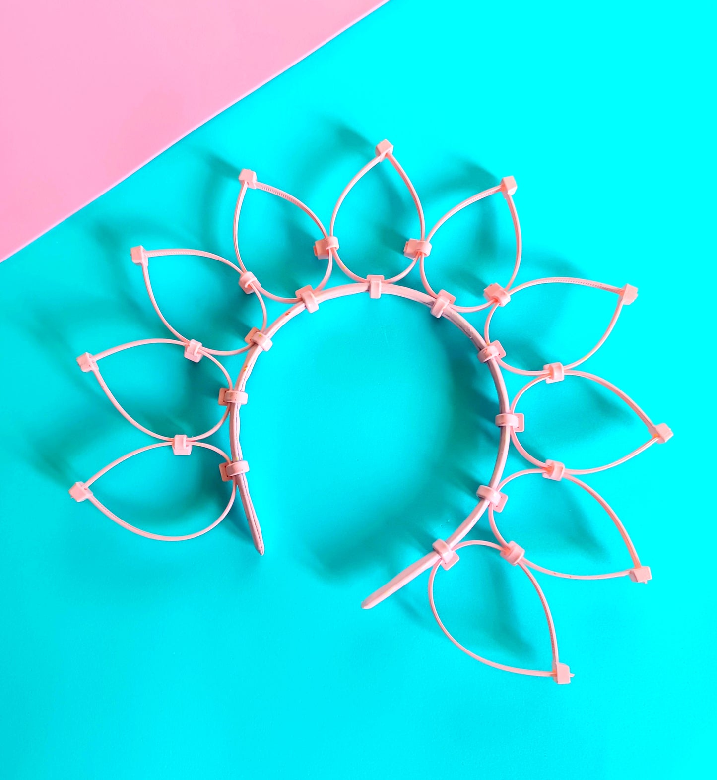 Pinky Crown