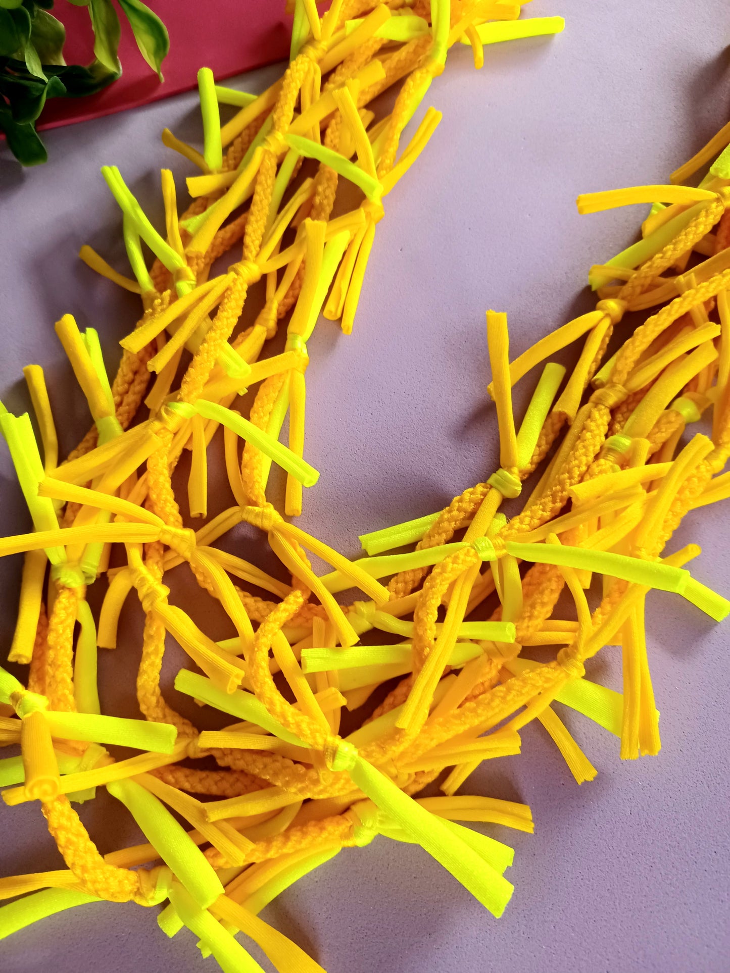 Banana knots Necklace