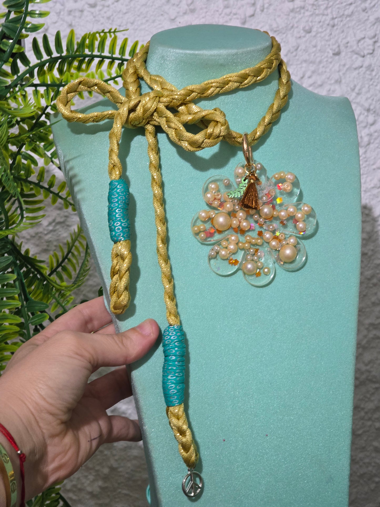 Boho Pearls Flower Choker