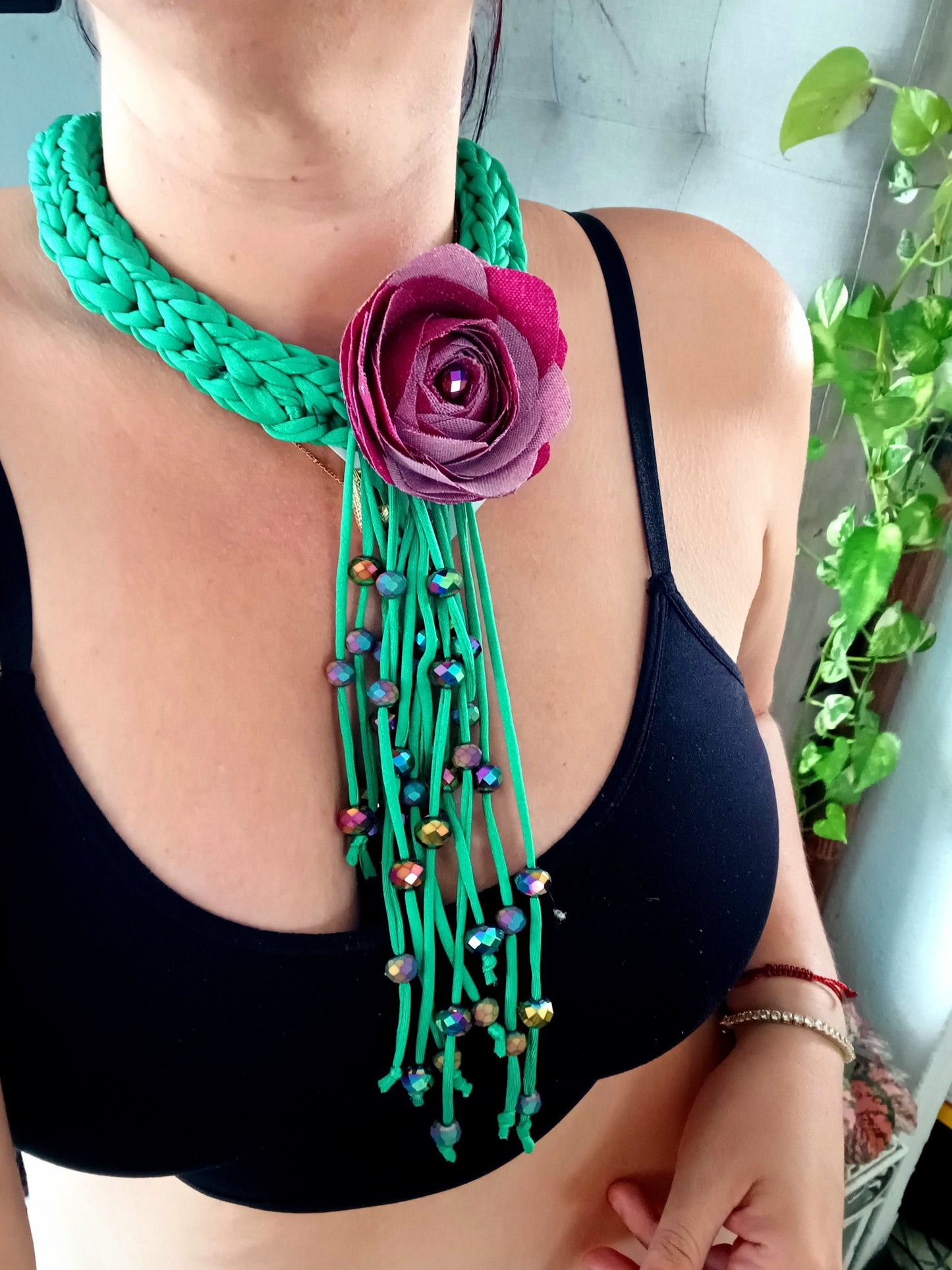 Floresita rosa Necklace