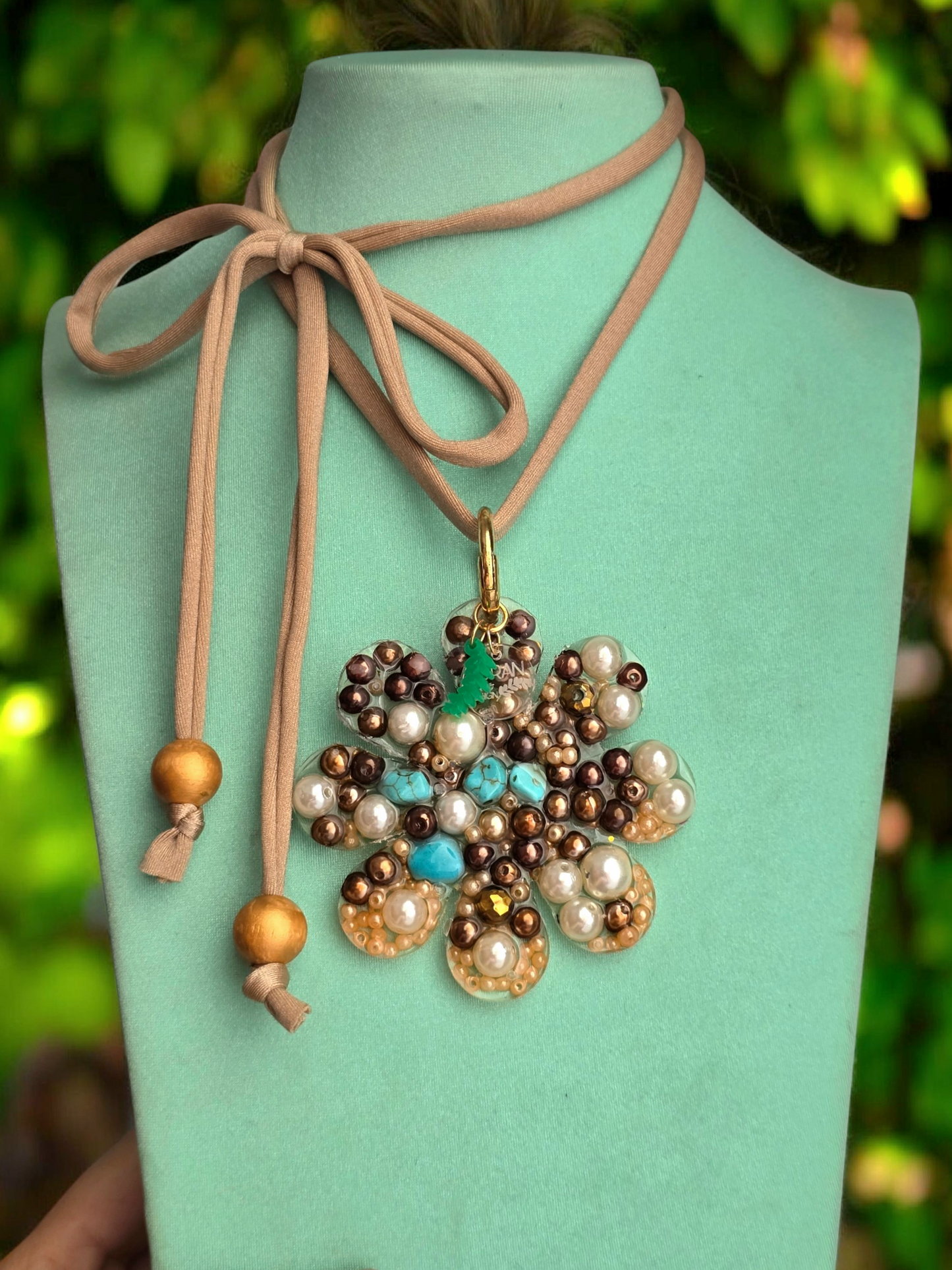 Madre Tierra Choker Necklace